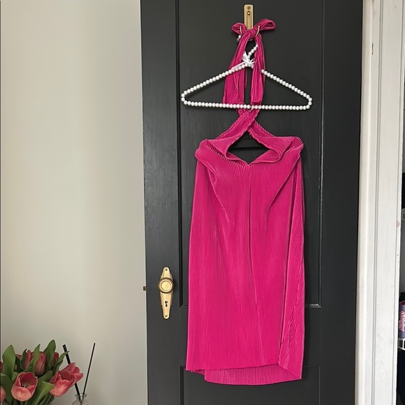 SHEIN Dresses & Skirts - SHEIN Pink Backless Dress